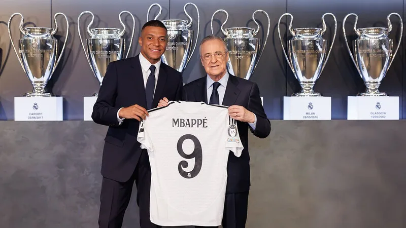mbappe ký hợp đồng với real madrid